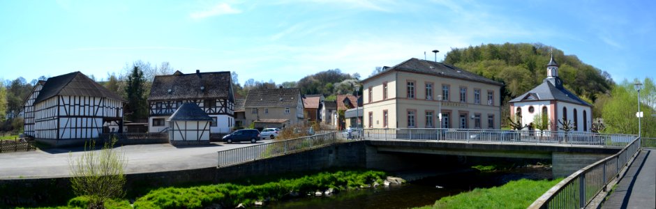 Ernsthausen, Panorama