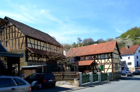Ernsthausen, Bahnhofstraße 32