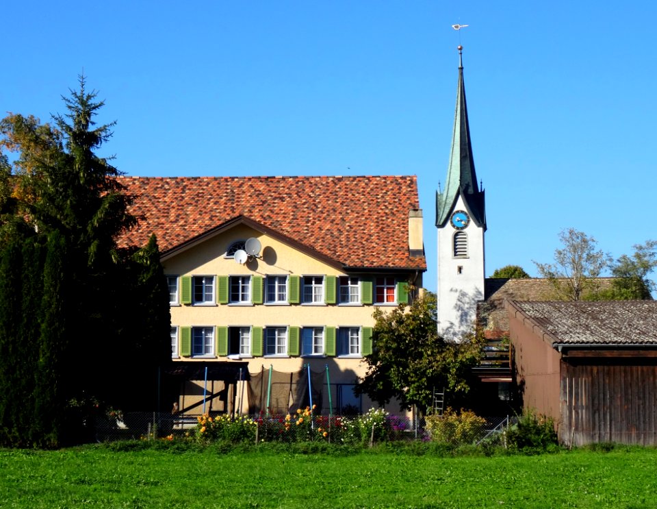 ErlenBuchackernstr1Kirchturm
