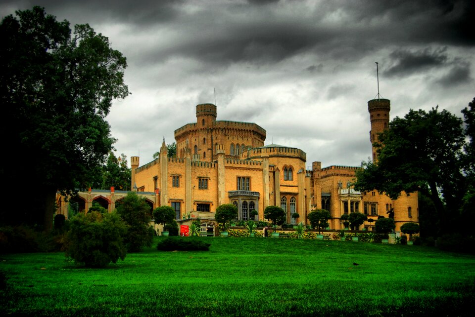 Architecture historically places of interest