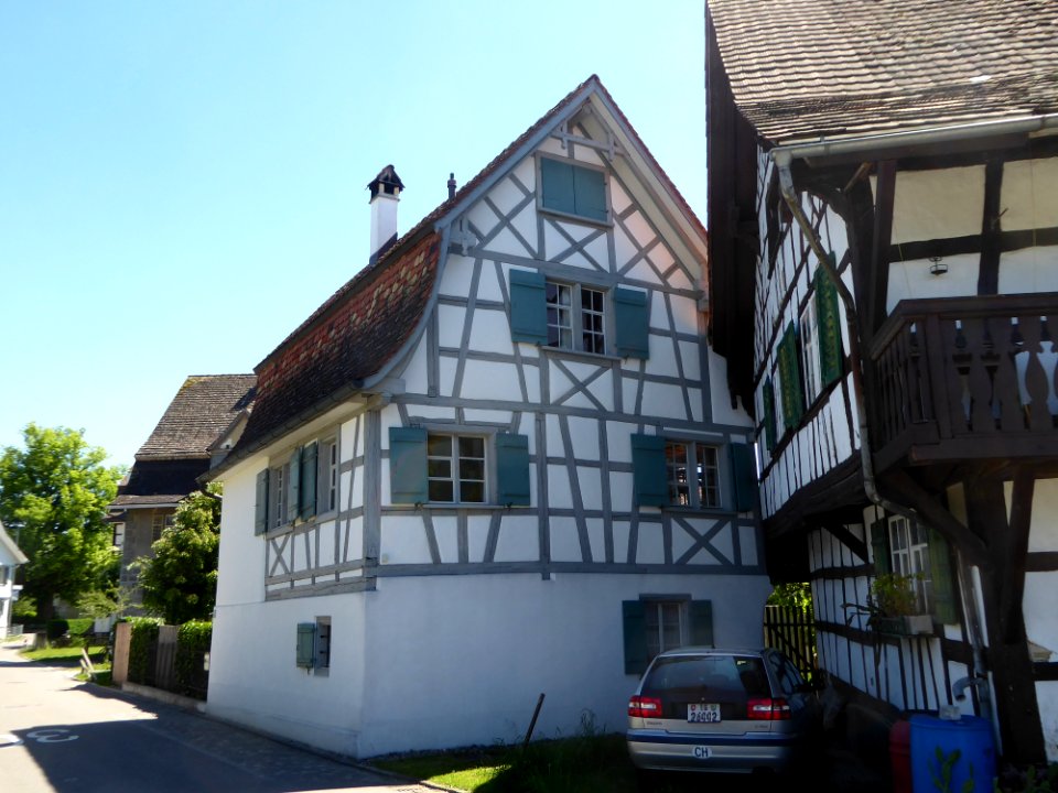 Erlen Rösslistr 5