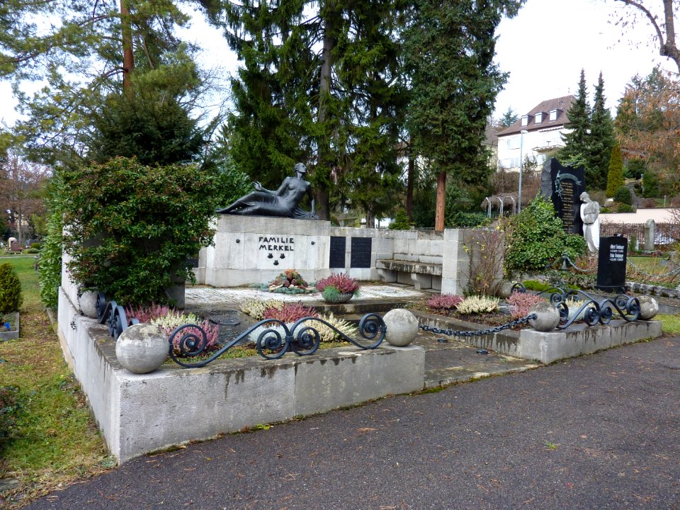 ES Ebershaldenfriedhof Grabstätte Merkel