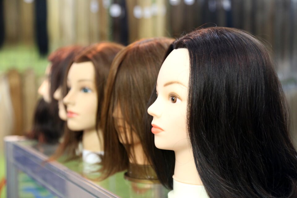 Dummy hairdresser head