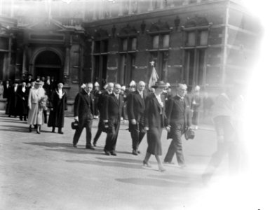 Erepromotie Mevrouw Roosevelt . Buiten, Bestanddeelnr 902-6995