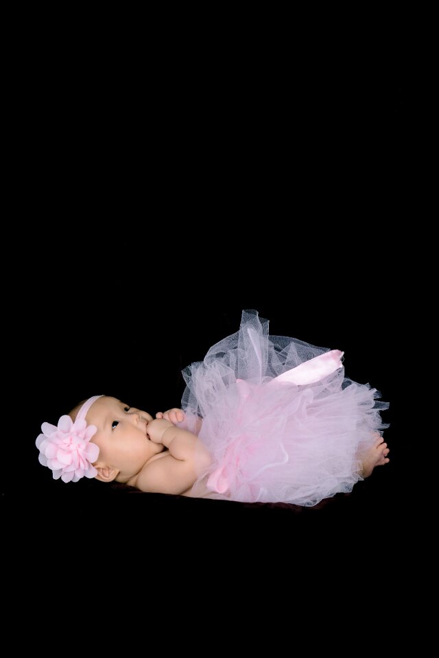One hundred days baby girls be quiet