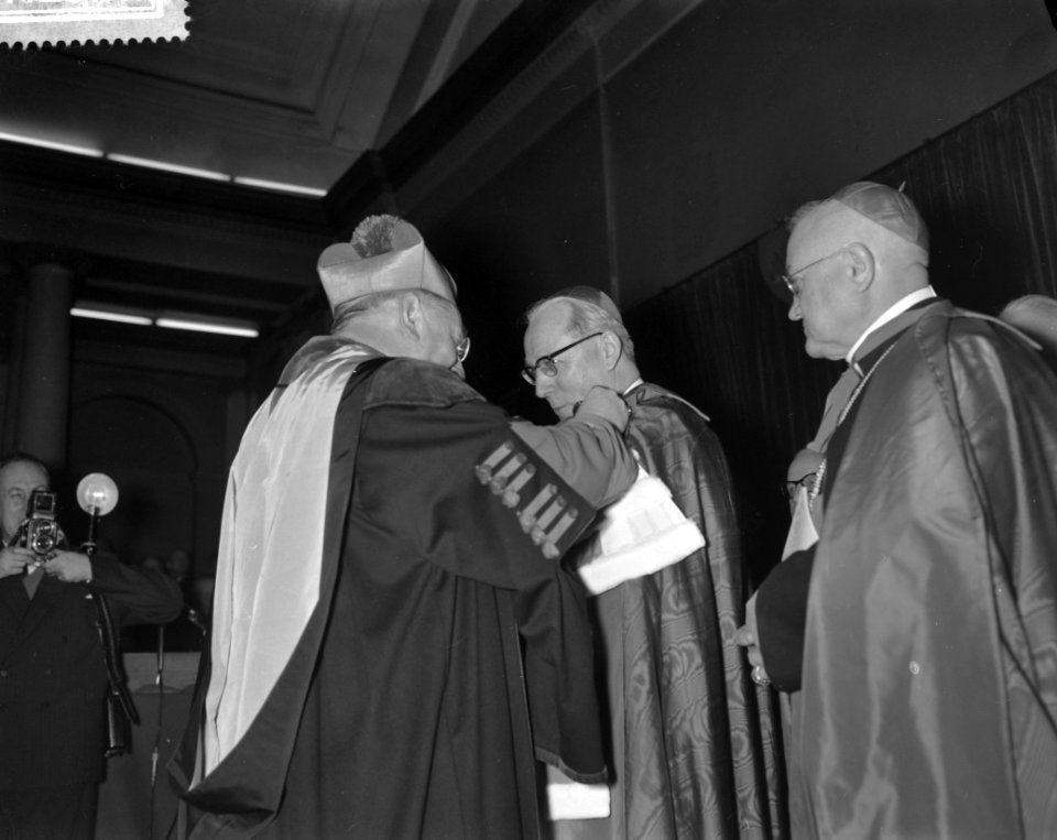 Erepromoties verleend door de Universit van Leuven, rector magn Monseigneur Van, Bestanddeelnr 912-0448