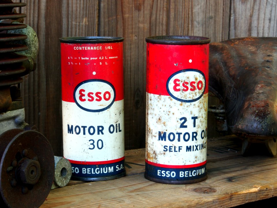 Esso Motor Oil pic2