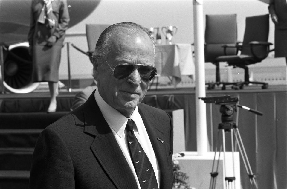 Erik Hazelhoff Roelfzema, Bestanddeelnr 934-4511
