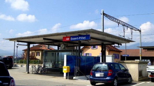 Essert-Pittet railway station