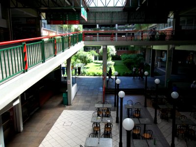 Estação Rodoviária de Santa Maria. Espaço interno
