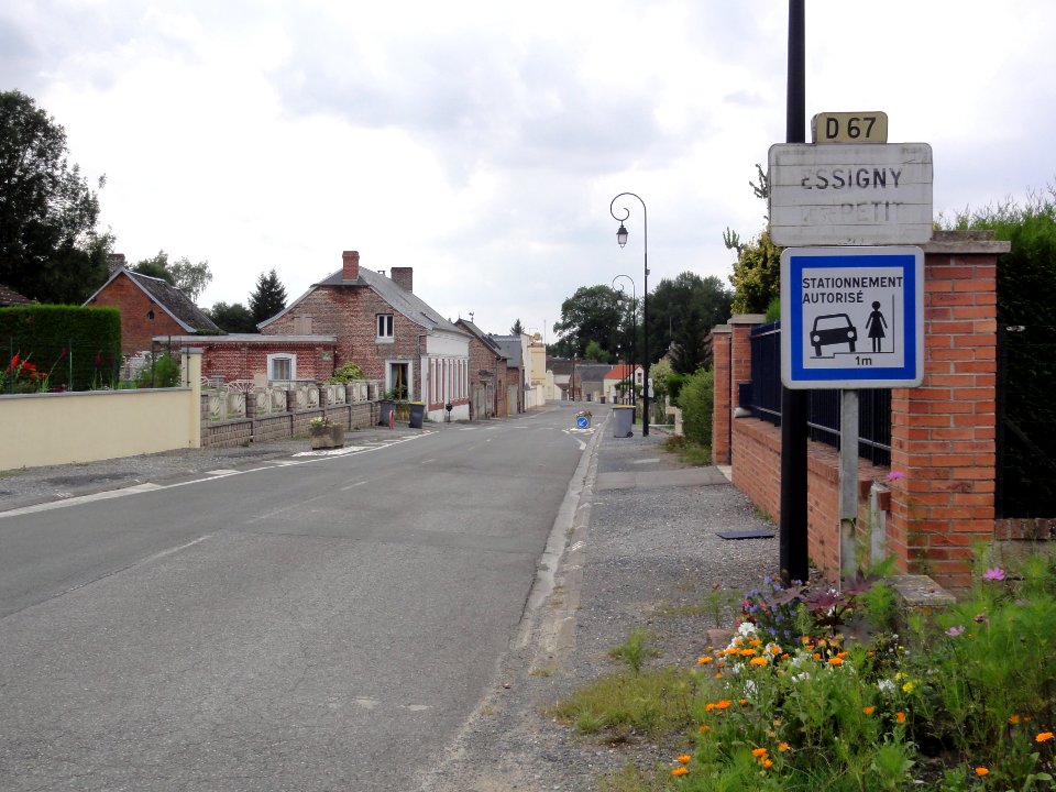 Essigny-le-Petit (Aisne) city limit sign
