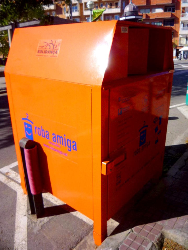 Esplugues de Llobregat - Reciclaje de residuos urbanos 5