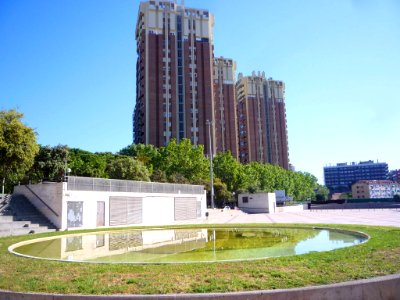 Esplugues de Llobregat - Plaça de Catalunya 5
