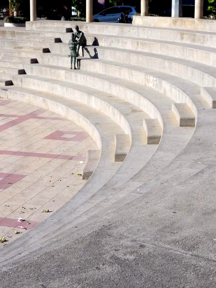 Esplugues de Llobregat - Plaça de Catalunya 3