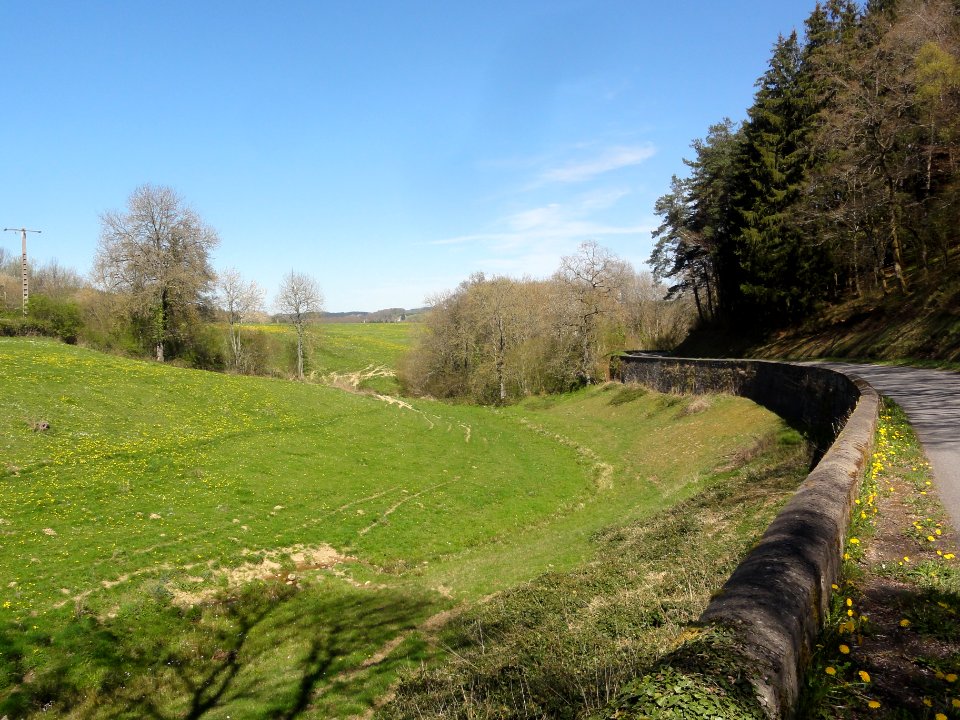Espinasse (Puy-de-Dôme) paysage à Lacot