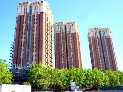 Esplugues de Llobregat - Edificis Symbol 03
