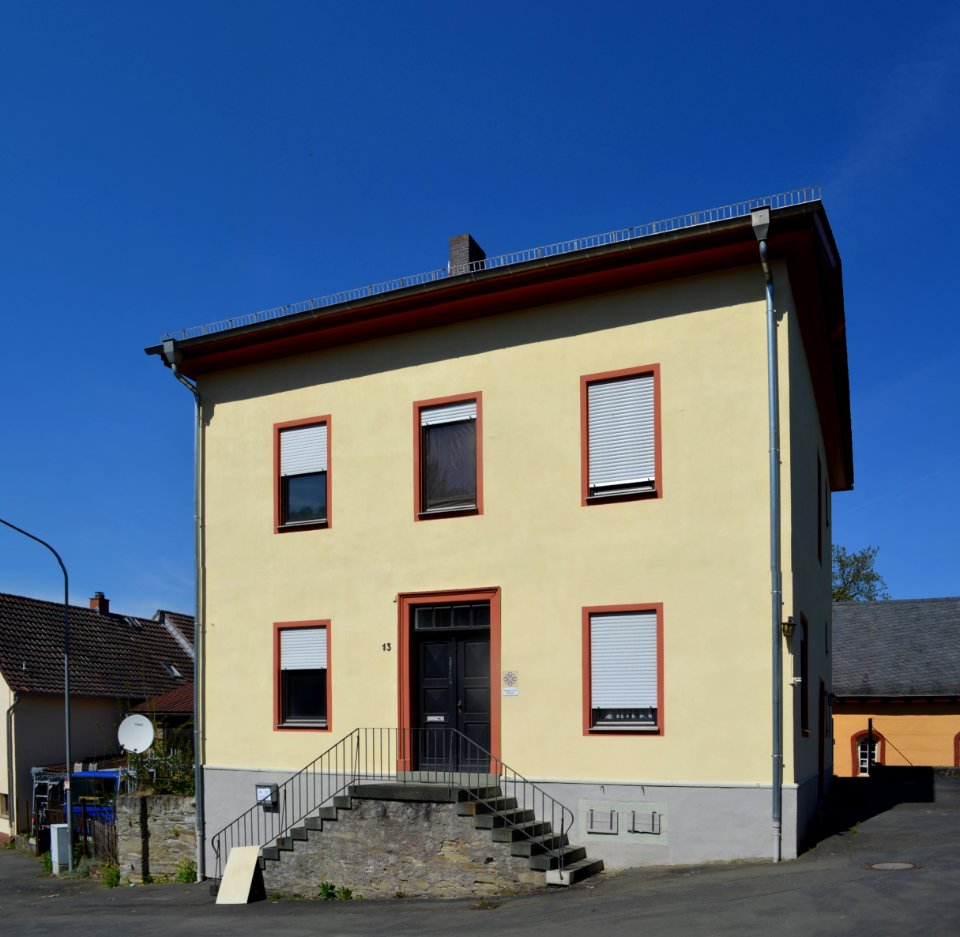 Essershausen, Brückenstraße 13