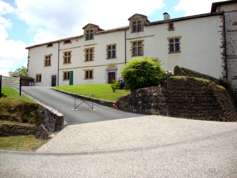 Espelette (Pyr-Atl., Fr) mairie