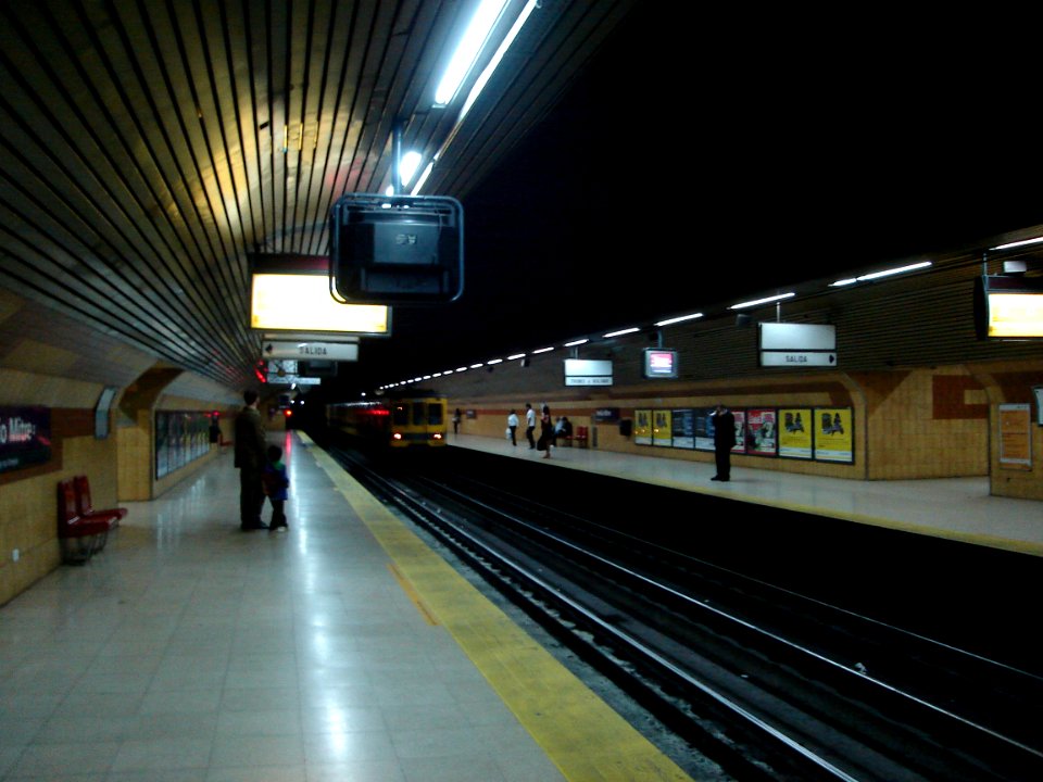 Estación Emilio Mitre (2)