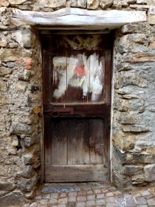 Esino Lario door 03