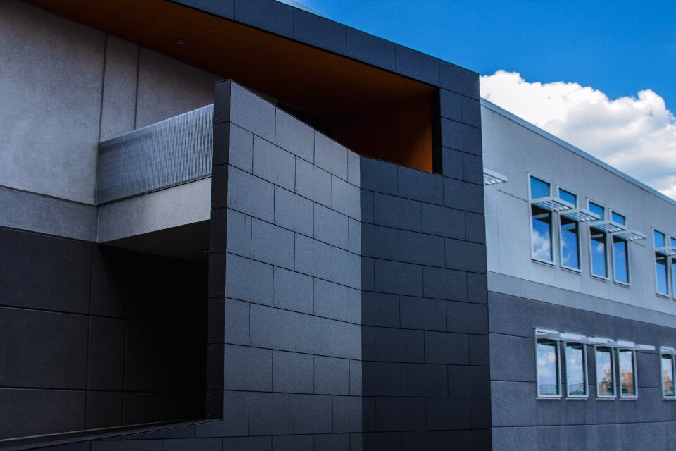 Building sky windows