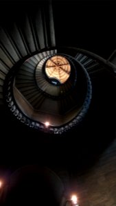 Escalier et plafond de la tour de la Prudence, Basilique Notre-Dame de Fourvière