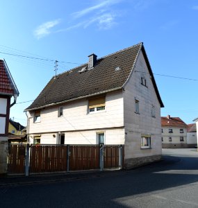 Esch, Schwalbacher Straße 26