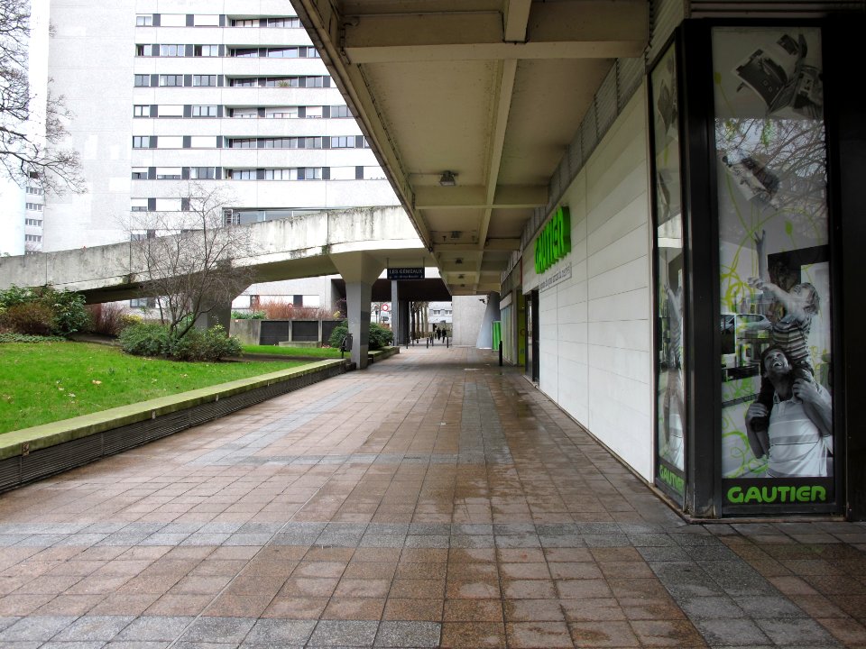 Espace Charras, 92400 Courbevoie, France