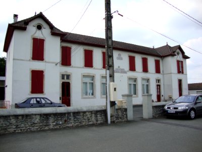 Espès-Undurein (Pyr-Atl, Fr) école