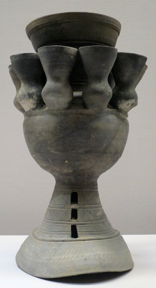 Footed jar with smaller vessels, Kofun period, 6th century, Maki