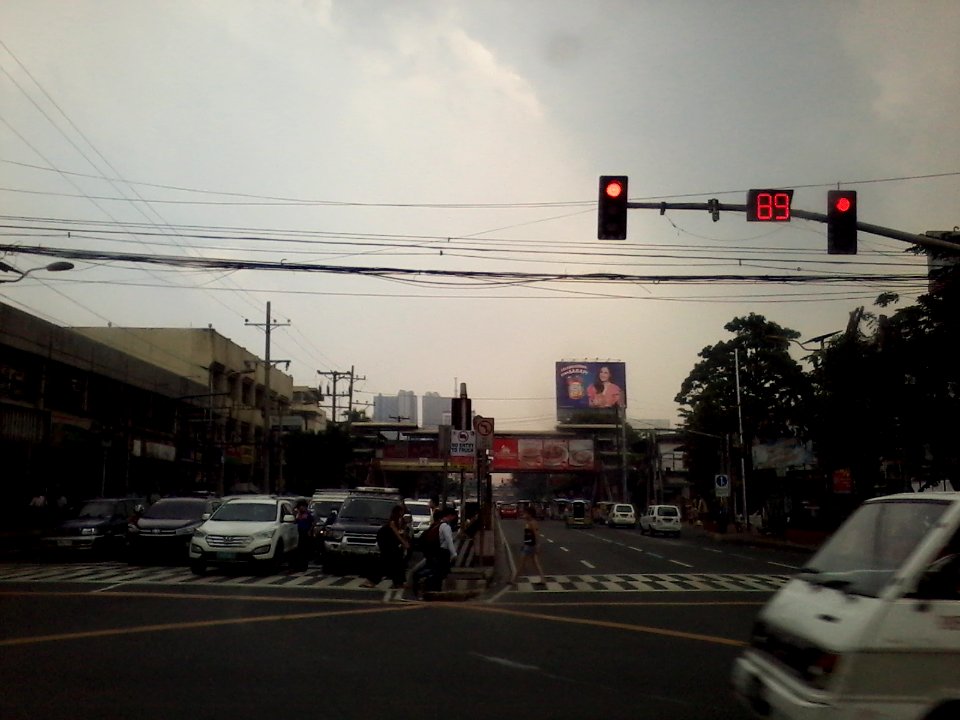 España Blvd view from Lacson Avejwilz