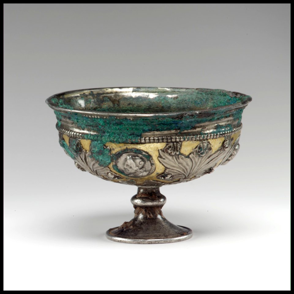 Footed cup with human busts in medallions, Kushano-Sasanian, 3rd-4th century CE