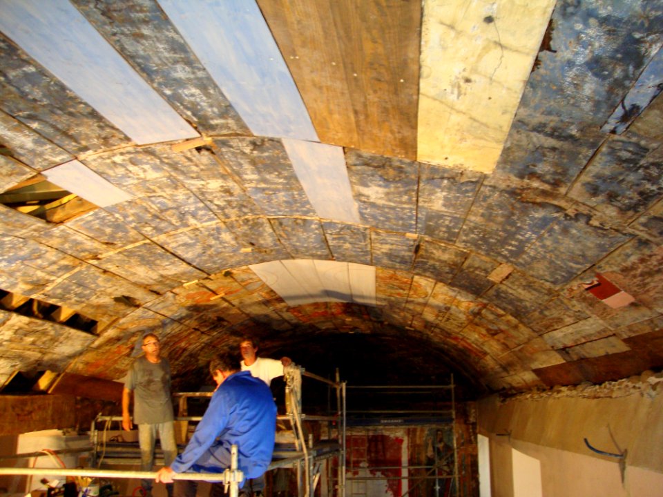 Espès (Espès-Undurein, (Pyr-Atl, Fr) Restauration du plafond peint de l'église, 2010