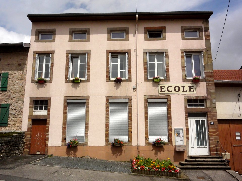 Fontenoy-la-Joûte (M-et-M) école