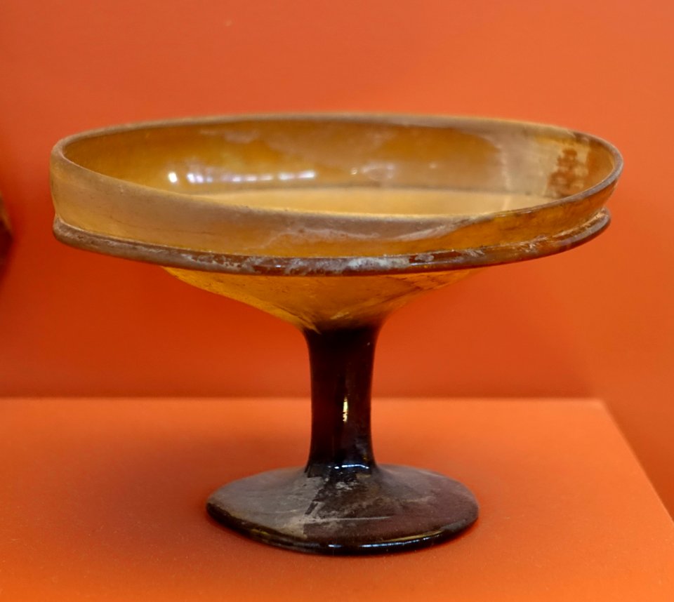 Footed dish, amber glass - Redpath Museum - McGill University - Montreal, Canada - DSC08160