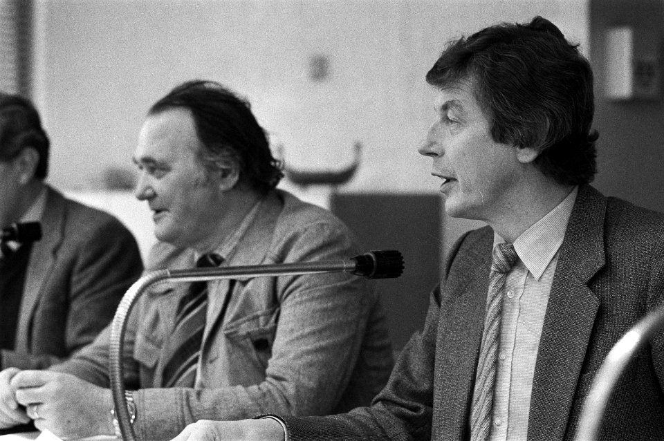 FNV-voorzitter Wim Kok (rechts) en (links) Herman Bode, Bestanddeelnr 931-8336