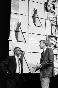 FNV-voorzitter Johan Stekenlenburg (l) en Industriebondvoorzitter Bé van der Weg, Bestanddeelnr 934-4371