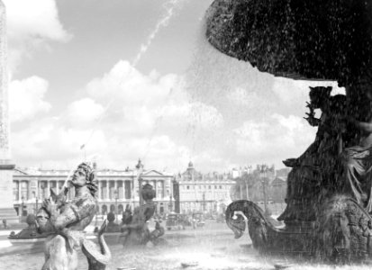 Fontein op de Place de la Concorde, Bestanddeelnr 191-0341