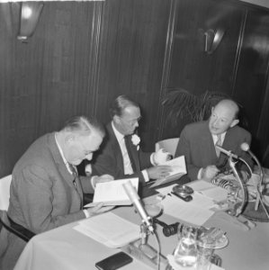 Fondation Europeenne de la culture persbijeenkomst gehouden in het Internationaa, Bestanddeelnr 914-9305