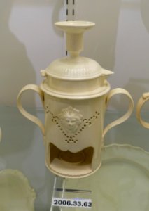 Food warmer, Staffordshire or Yorkshire, England, c. 1785, creamware, HD 2006.33.63 - Flynt Center of Early New England Life - Deerfield, Massachusetts - DSC04718