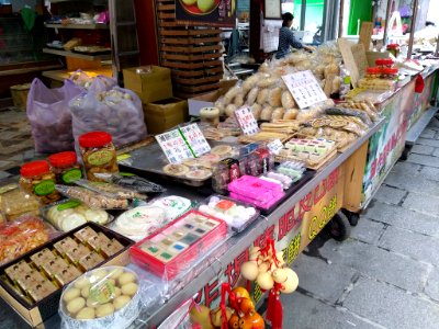 Food for sale on Anping Old Street