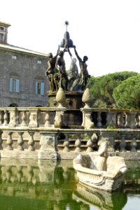 Fontana dei Mori - Villa Lante, Bagnaia, Italy - DSC01771