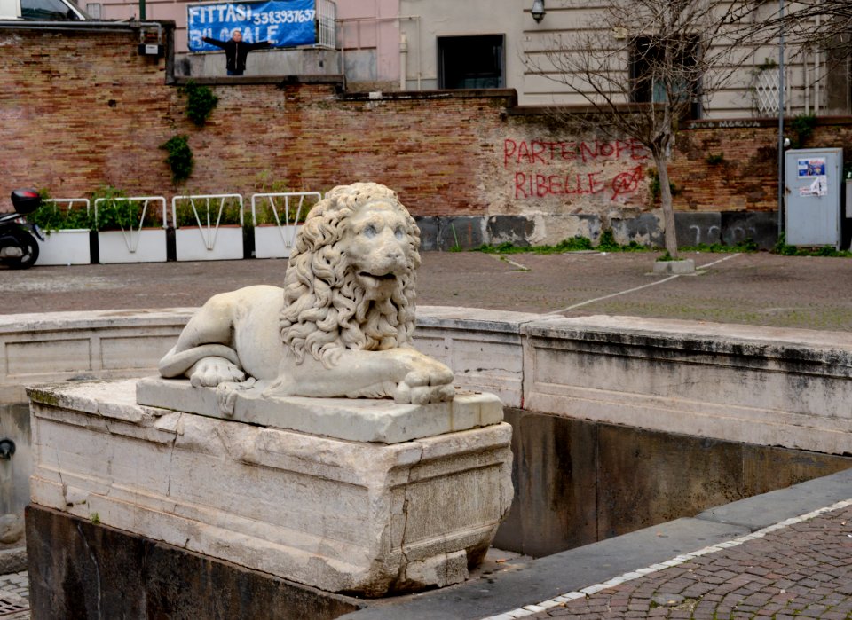 Fontana del leone – Naples (2017) - 3