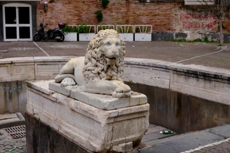Fontana del leone – Naples (2017) - 1