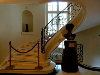 Fondation Mona Bismarck Hall