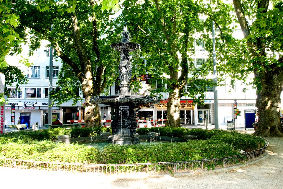 Fontäne Stadelhofen 1