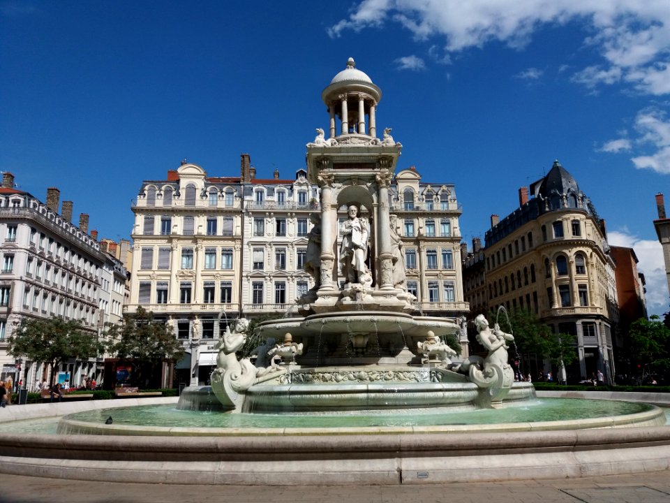 Fontaine des Jacobins - Côté Hippolyte Flandrin
