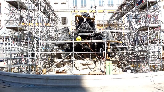 Fontaine Bartholdi - En cours de remontage