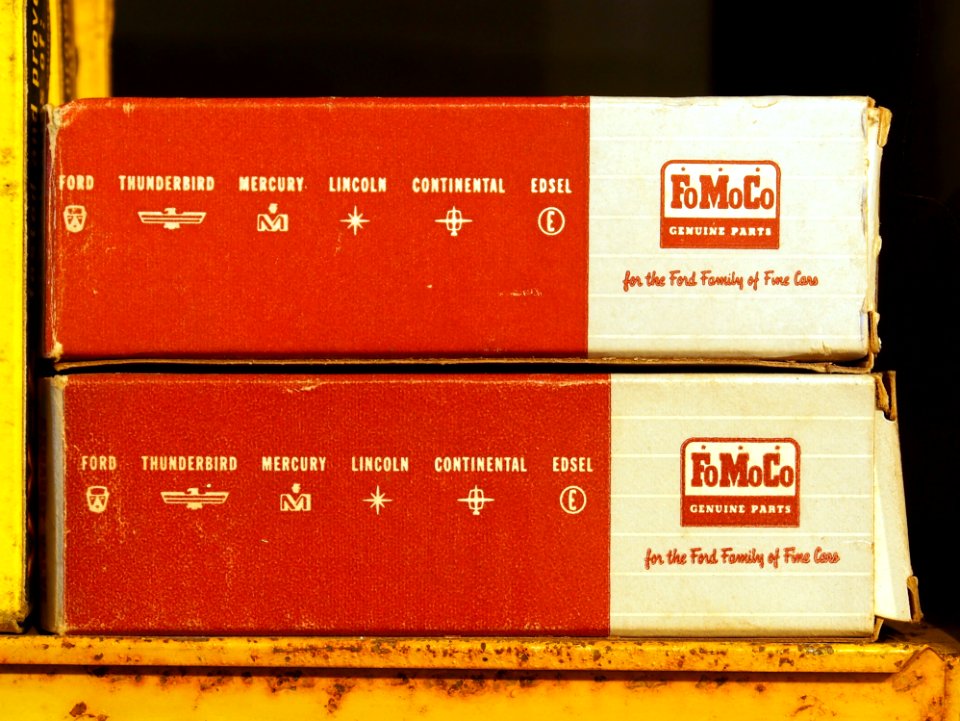 FoMoCo box