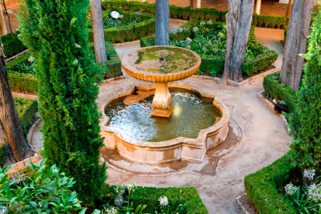 Fontaine patio de Lindaraja Alhambra photo